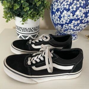 Vans Old Skool Black/True White Skate Shoes Canvas/Suede Youth 4